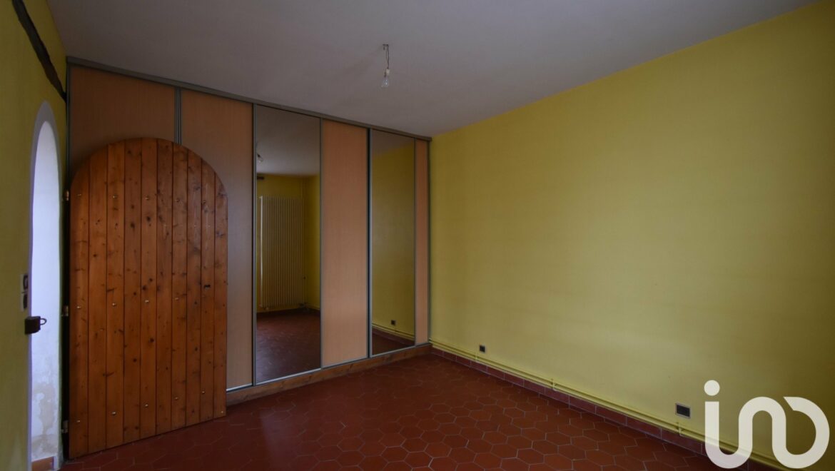 Maison 8 pièces de 204 m² à Amfreville-Saint-Amand (27370) à vendre