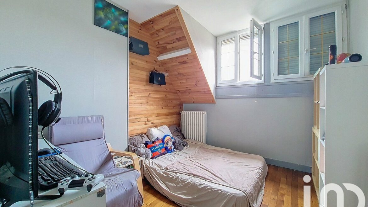 Maison 8 pièces de 155 m² à Les Andelys (27700) à vendre