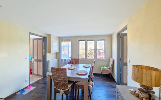 Maison 3 pièces de 55 m² à Acquigny (27400)